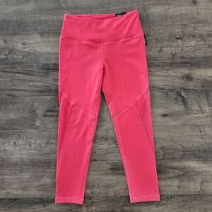 Victoria Sport Knockout Pink Capri Cropped Leggings XS Victoria's Secret NWT